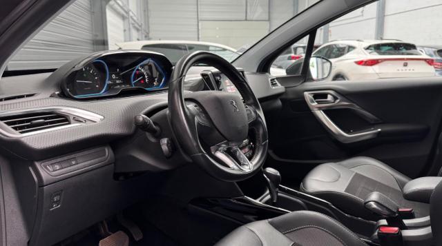 Peugeot 2008 image 7
