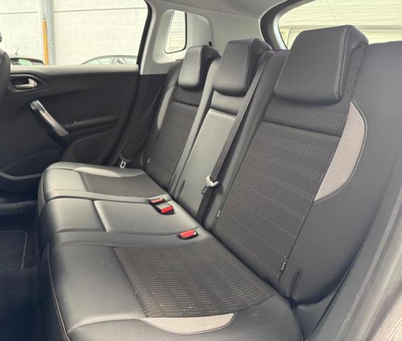 Peugeot 2008 image 1