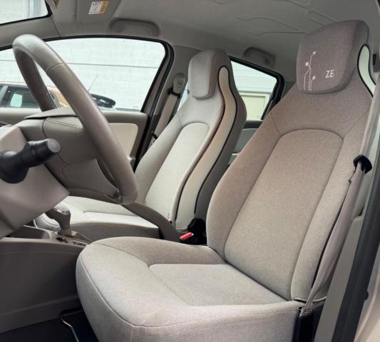 Renault Zoe image 6