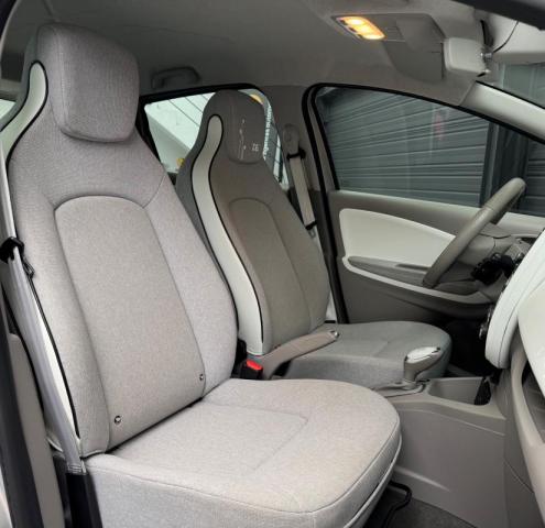 Renault Zoe image 9