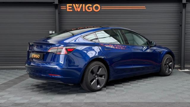 Tesla Model 3 image 9