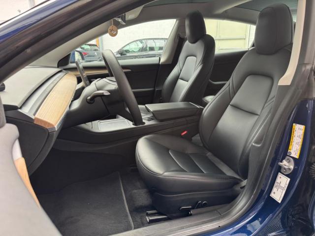 Tesla Model 3 image 4