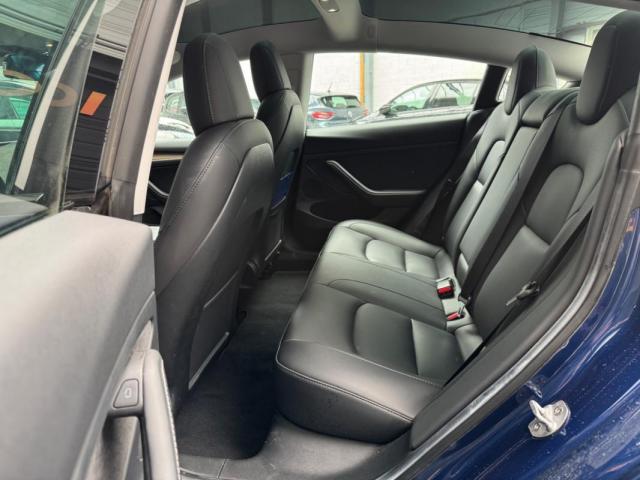 Tesla Model 3 image 3