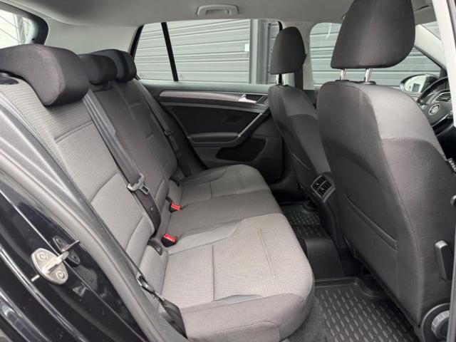 Volkswagen Golf image 1