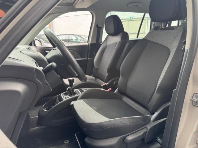 Citroen Grand C4 Picasso image 8