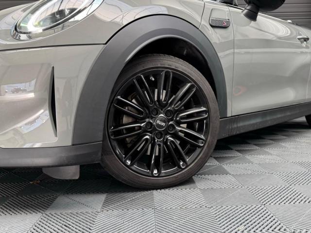 Mini Cabrio image 1