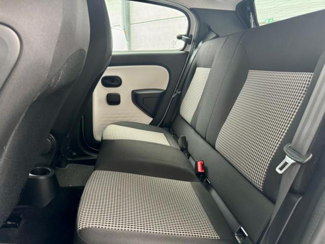 Renault Twingo image 6