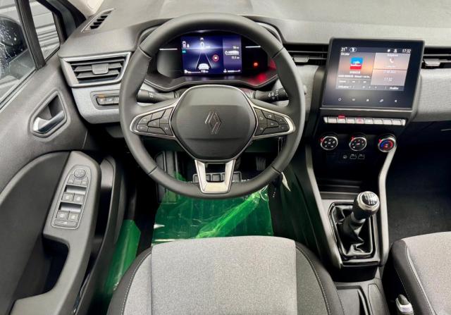Renault Clio image 6