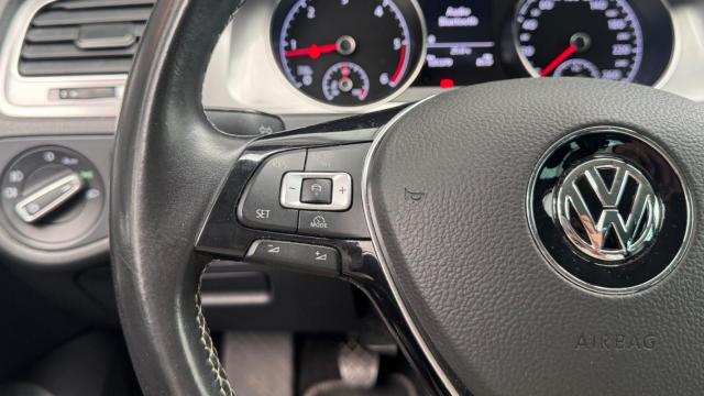Volkswagen Golf image 7