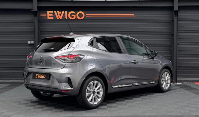 Renault Clio image 1