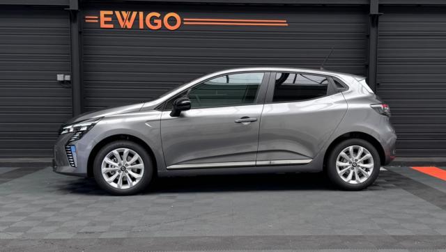 Renault Clio image 9