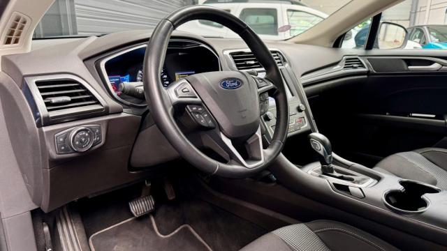 Ford Mondeo image 8