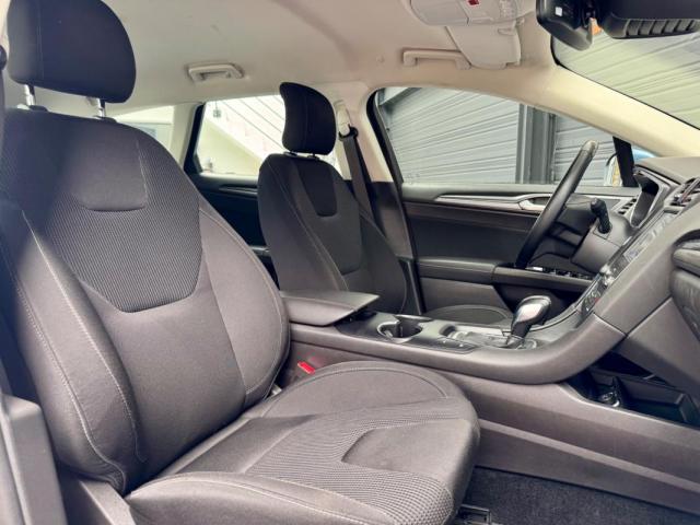 Ford Mondeo image 9
