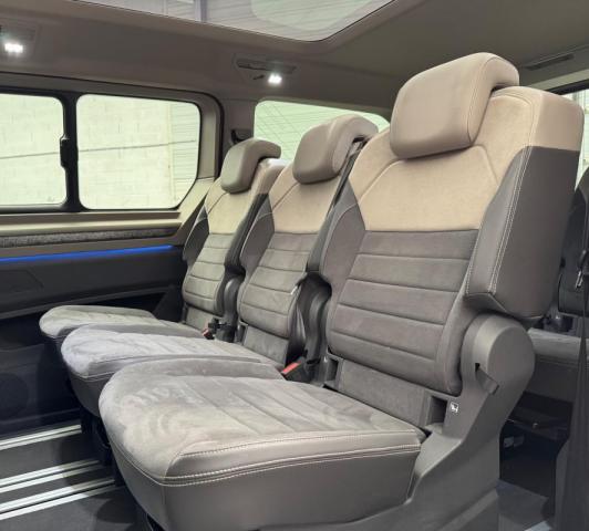 Volkswagen Multivan image 7