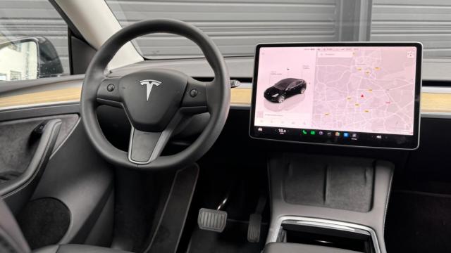 Tesla Model Y image 3