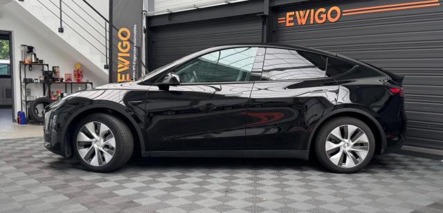 Tesla Model Y image 1