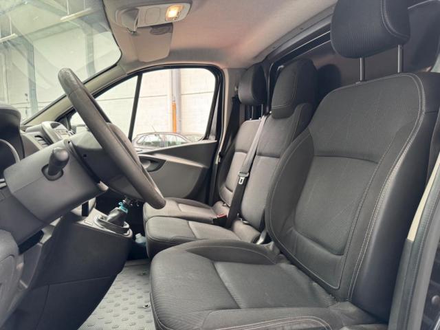 Renault Trafic image 3