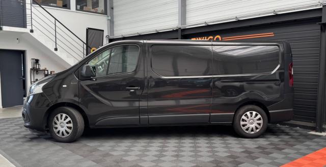 Renault Trafic image 8