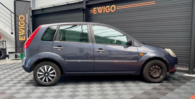 Ford Fiesta image 7