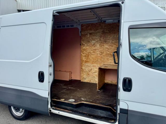 Iveco Daily image 2