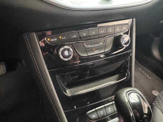 Opel Astra image 8