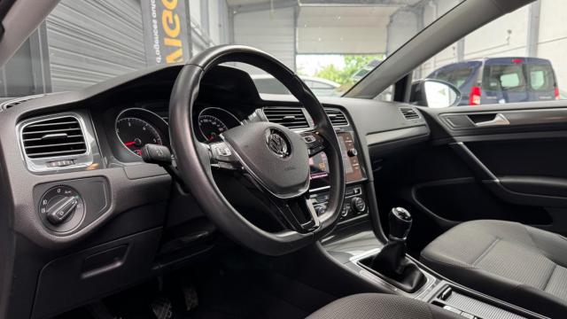 Volkswagen Golf image 3