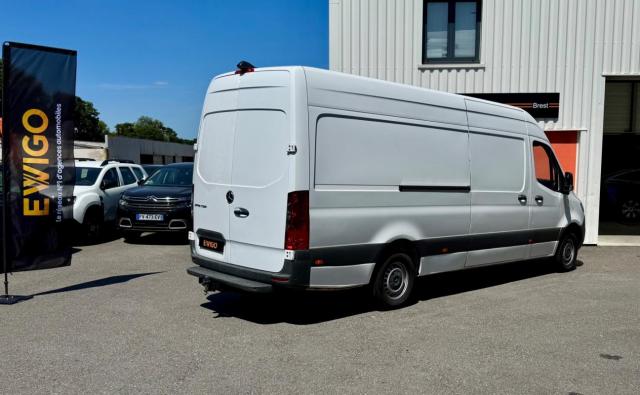 Mercedes Benz Sprinter image 8