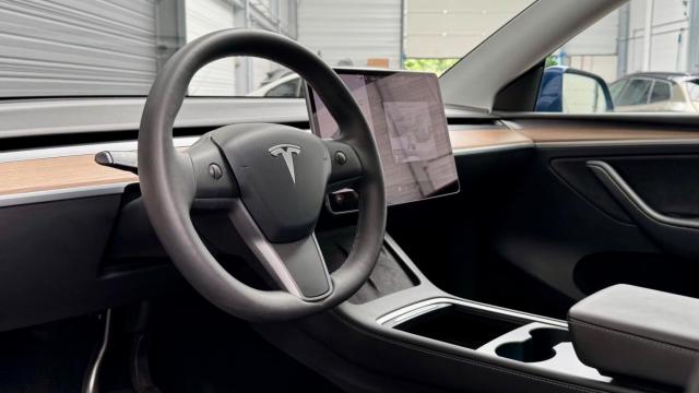 Tesla Model Y image 4