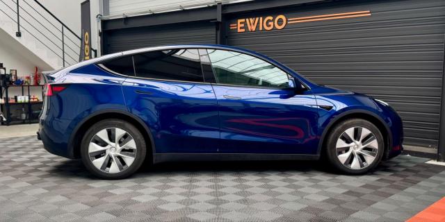 Tesla Model Y image 9