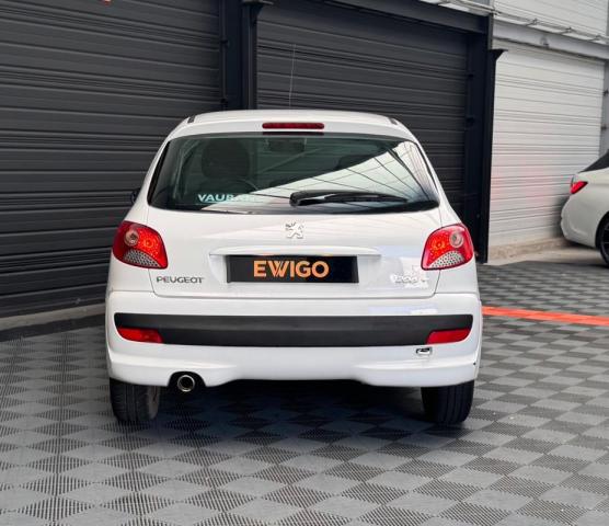 Peugeot 206+ image 5