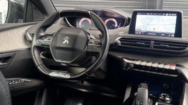 Peugeot 5008 image 3