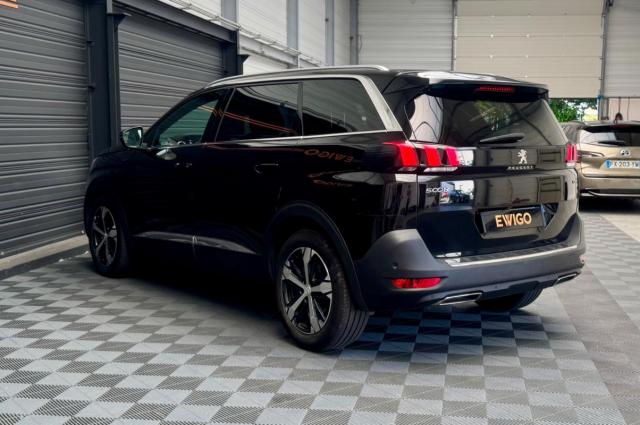 Peugeot 5008 image 4
