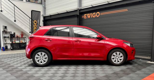 Kia Rio image 4