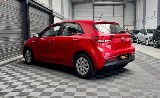 Kia Rio image 1
