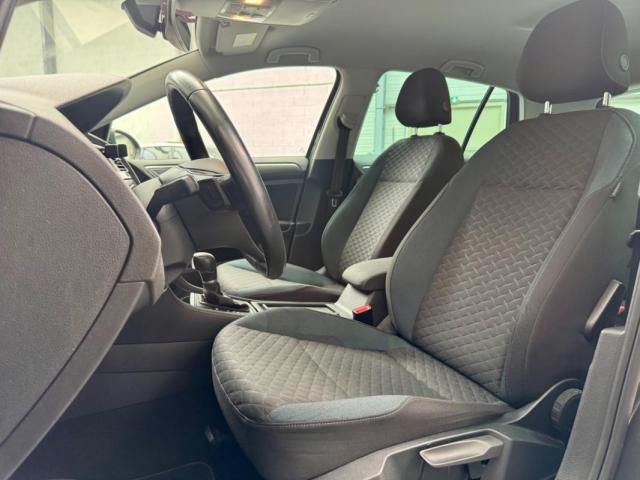Volkswagen Golf image 7