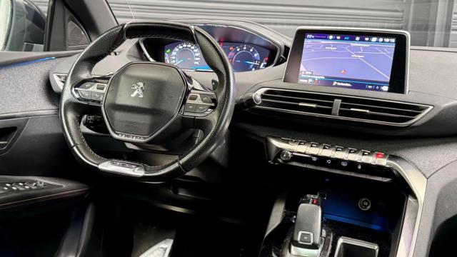 Peugeot 3008 image 8