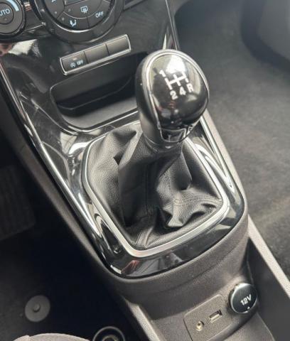 Ford Fiesta image 7