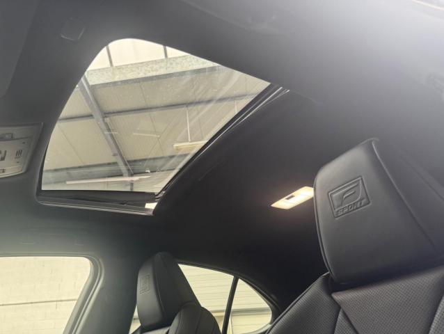 Lexus Ux image 2
