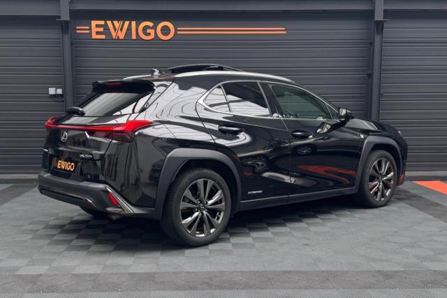 Lexus Ux image 9