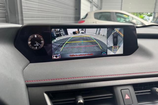Lexus Ux image 8