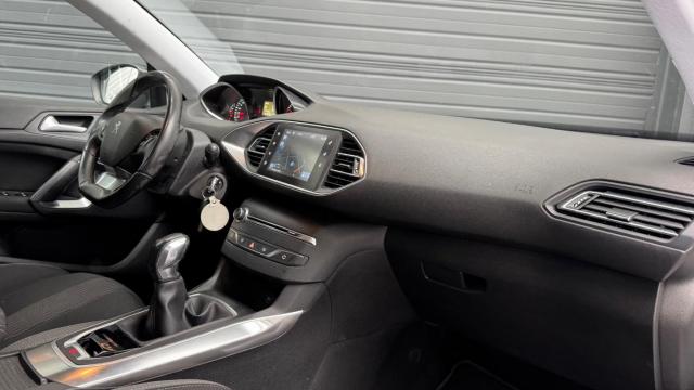 Peugeot 308 image 5