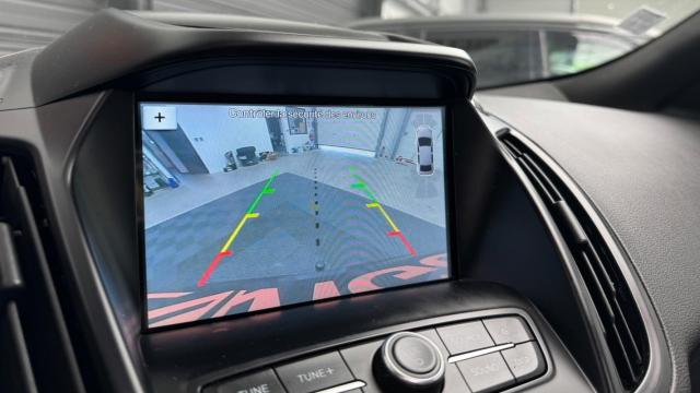 Ford Kuga image 2