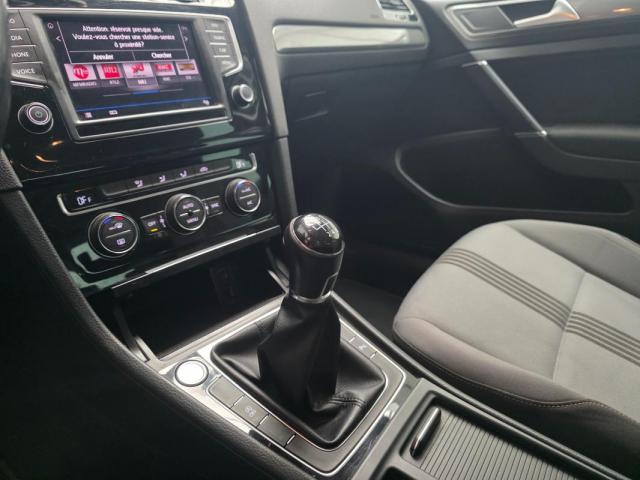 Volkswagen Golf image 6