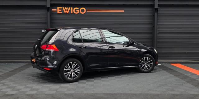 Volkswagen Golf image 8