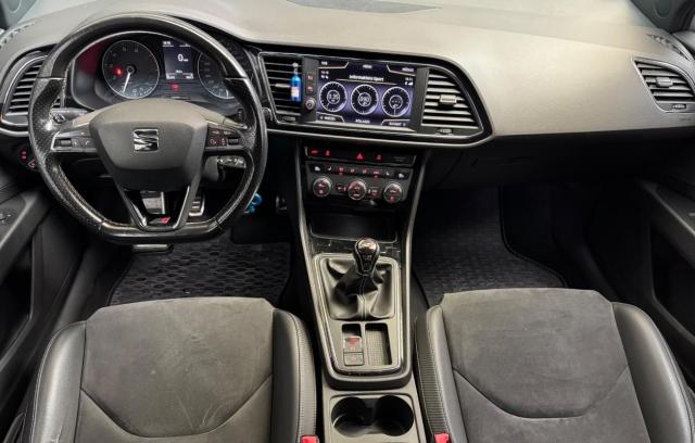 Seat Leon image 3