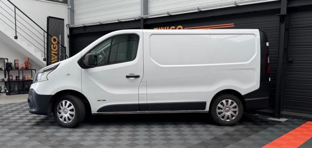 Renault Trafic image 2