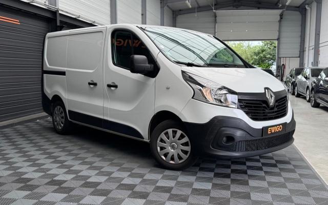 Renault Trafic image 3