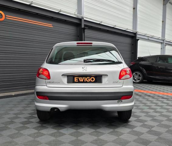 Peugeot 206+ image 7