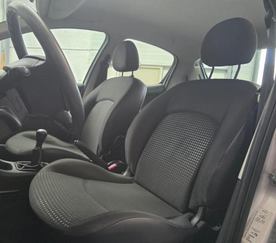 Peugeot 206+ image 6