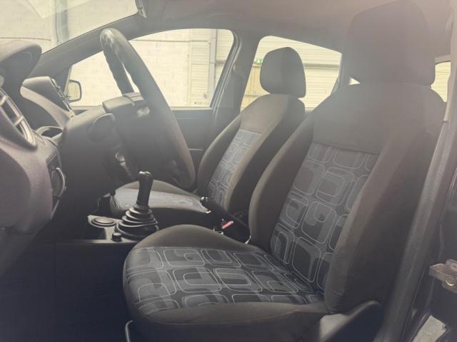 Ford Fiesta image 5
